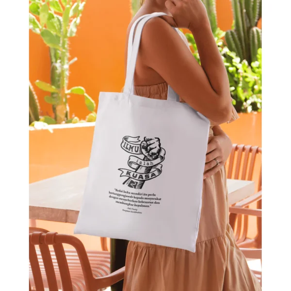 sg-11134201-7rfgz-m9tobza0klcm70.webp Liberal & Mandiri Totebag