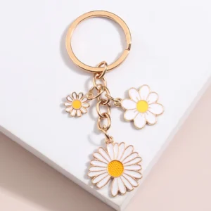 Spring Flower Enamel Keychain Daisy Plant Keyring Sweet and Romantic